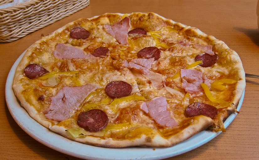 Bon Appetit: №67: Пиццерия «Планета пицца», гипермаркет «ГИППО», пр-т Рокоссовского, 2 (Минск)