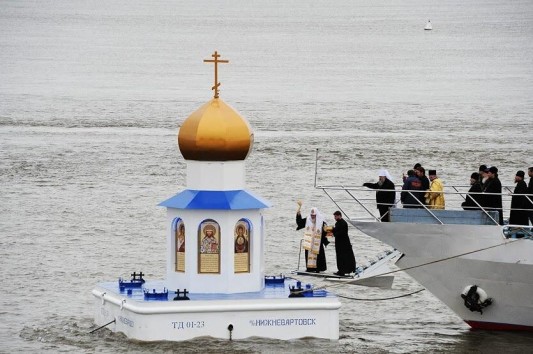 Купол на воде