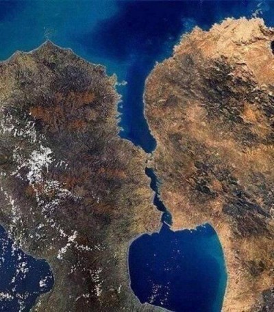 The Kissing Islands
