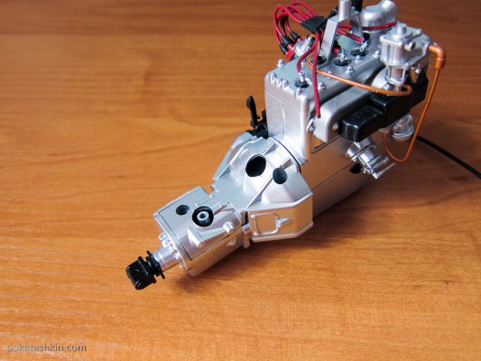 Модель автомобиля М20 «Победа» в масштабе 1:8 (№13): Коробка передач и воздушный фильтр
