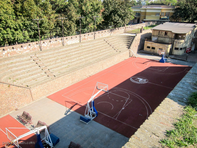 Спортивные сооружения в Белградской крепости