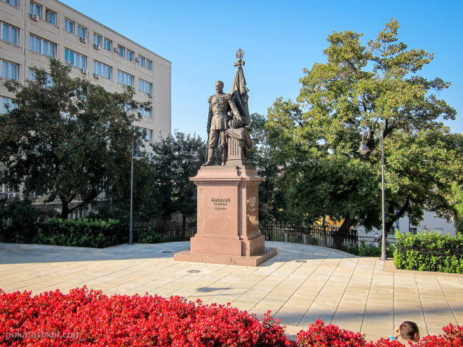 Памятник Николаю II