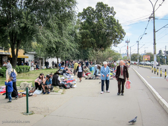 Уличная торговля в Белграде