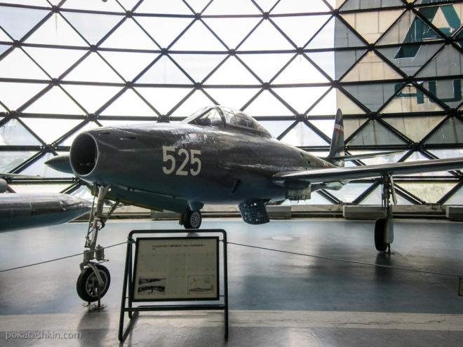 Republik F-84G "Thunderjet" (Рипаблик "Тандерджет")