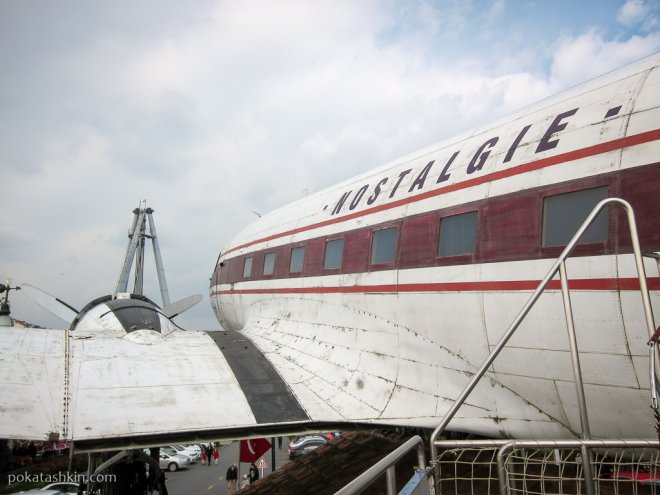 Douglas DC-3 Dakota