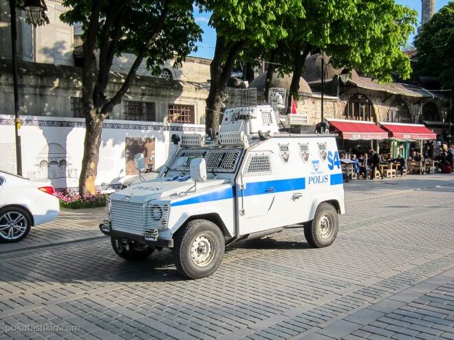 Полиция в Стамбуле