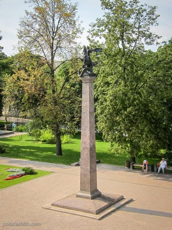 Памятник защитникам Родины в Великой Отечественной войне