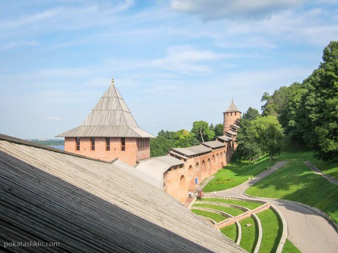 Нижегородский кремль: Ивановская башня и Белая башня