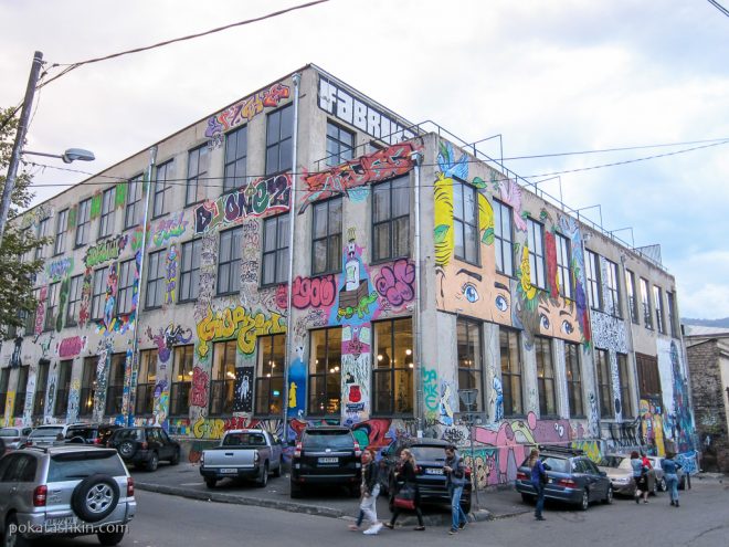 Граффити в Тбилиси